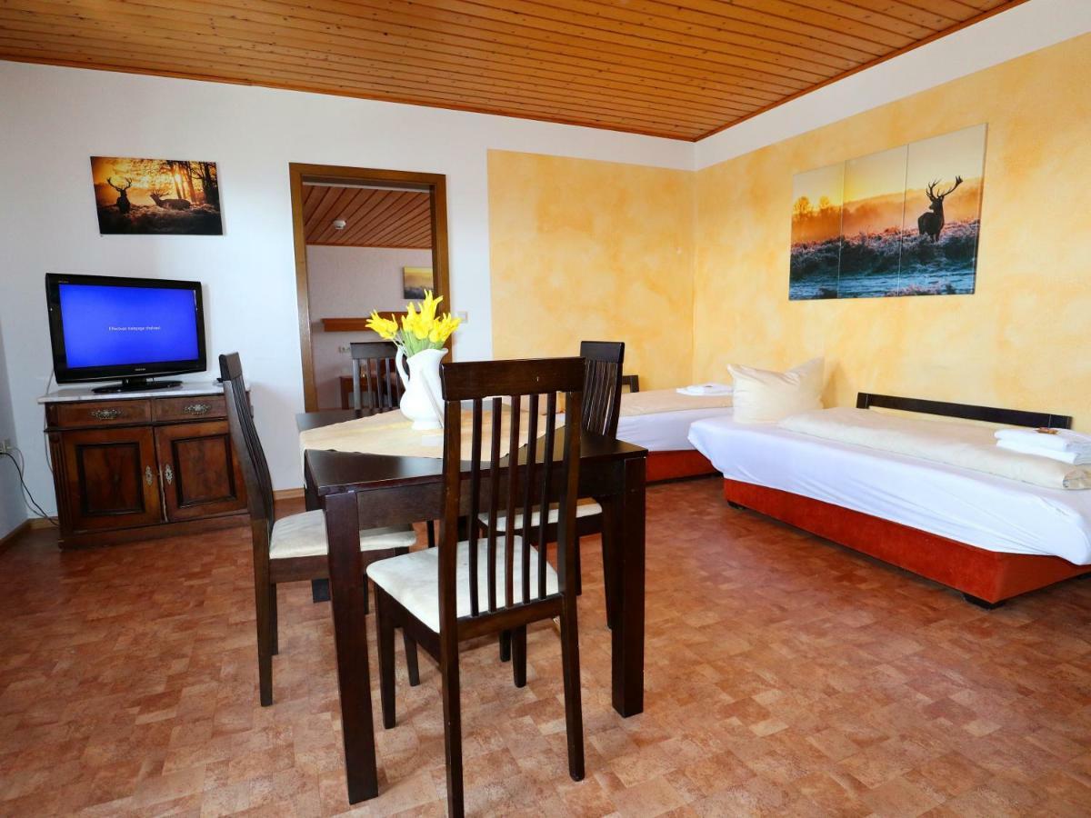 Hotel - Restaurant Hirschen - Werneths Landgasthof Beim Europa- Park Rust Rheinhausen Εξωτερικό φωτογραφία